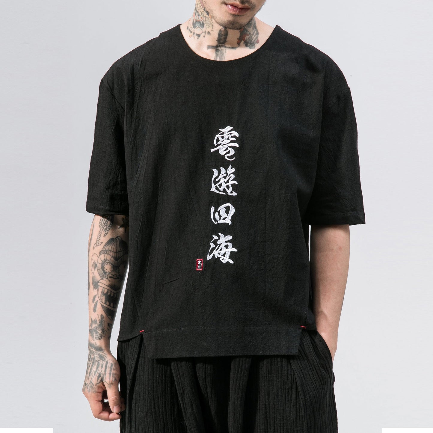 Round neck pullover embroidered T shirt men’s linen short sleeve casual fit