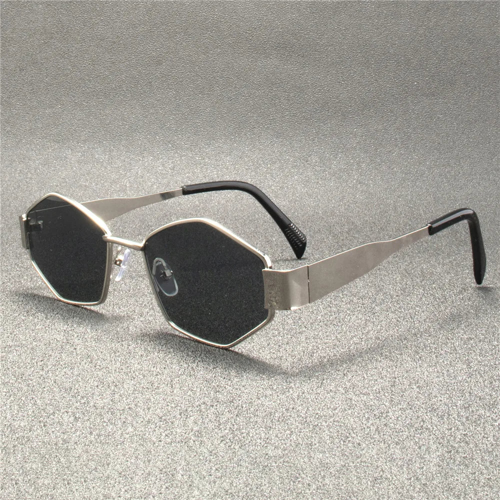 Vintage Punk Sunglasses – Retro Metal Frame UV400