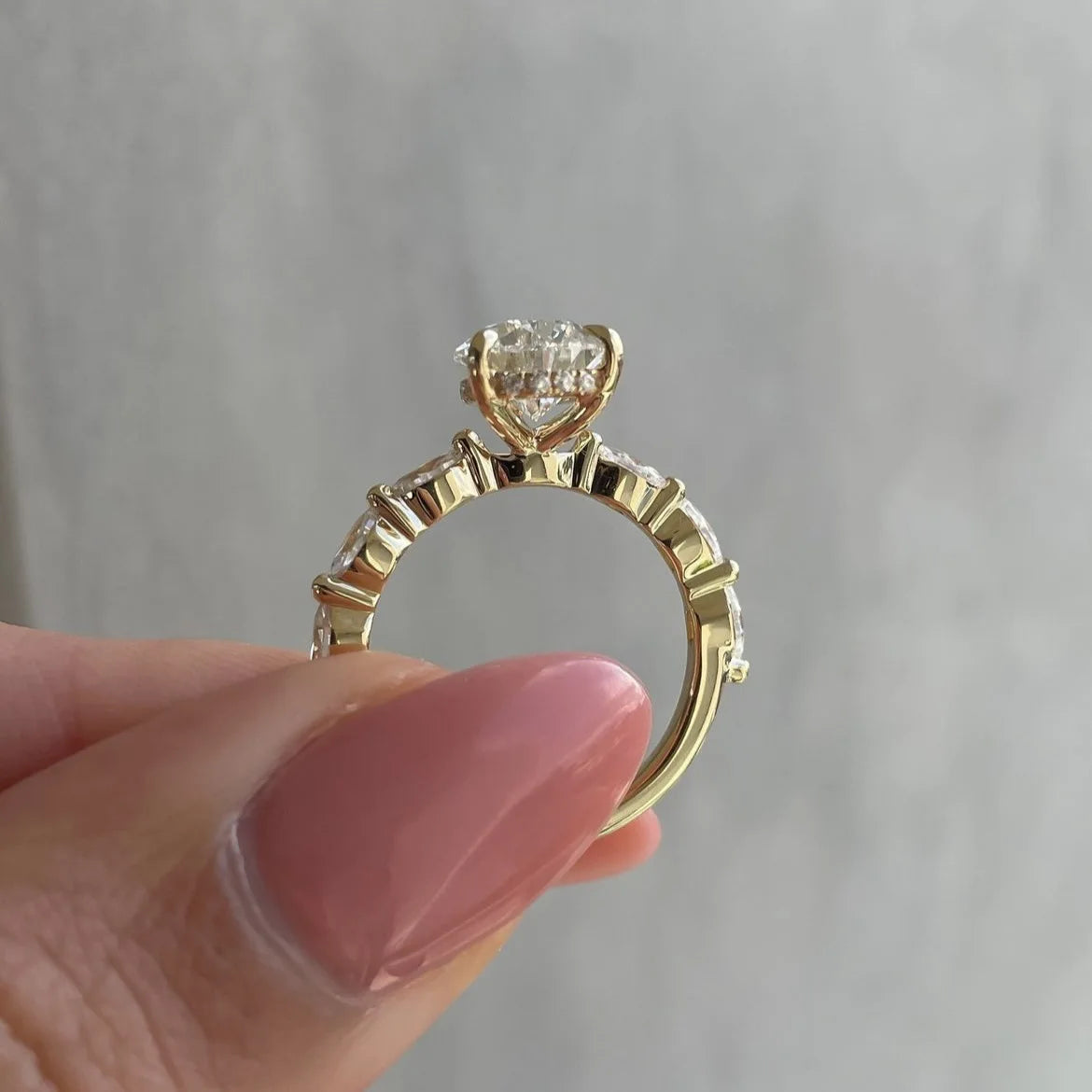 Luxury Zircon Wedding Ring