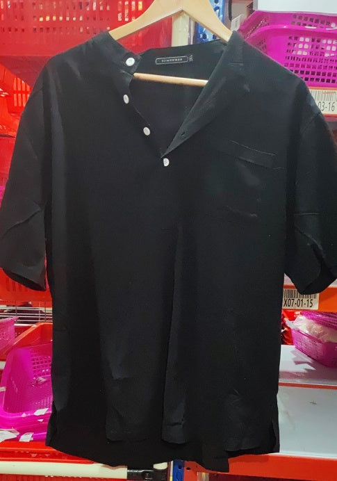 Casual linen solid color shirt with V-neck and loose beach fit for men