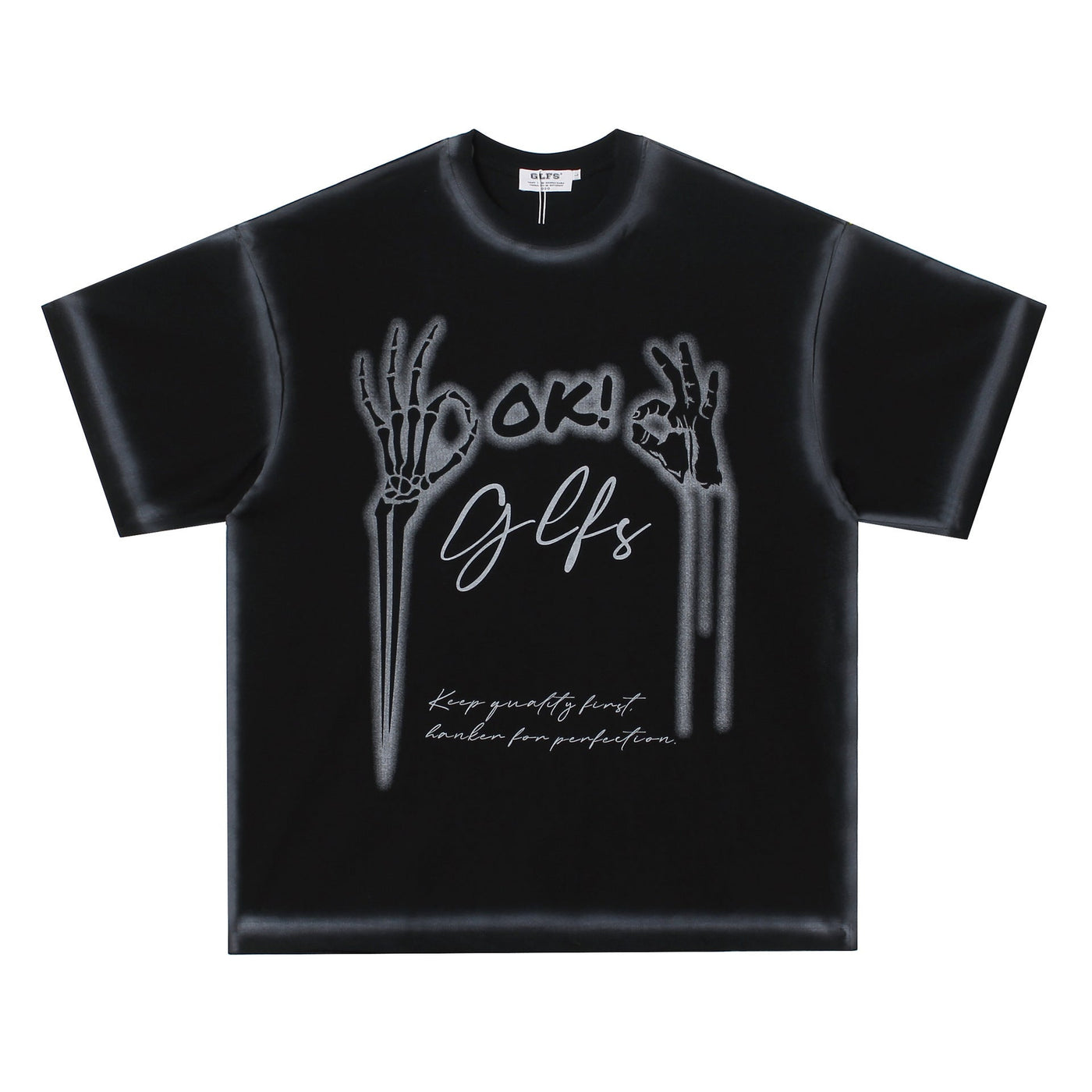 Oversized skull graphic streetwear tee in black or apricot