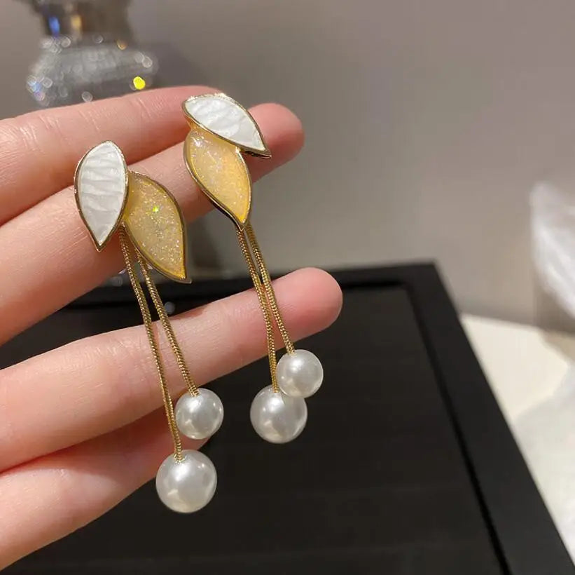 Elegant Korean Leaf Earrings