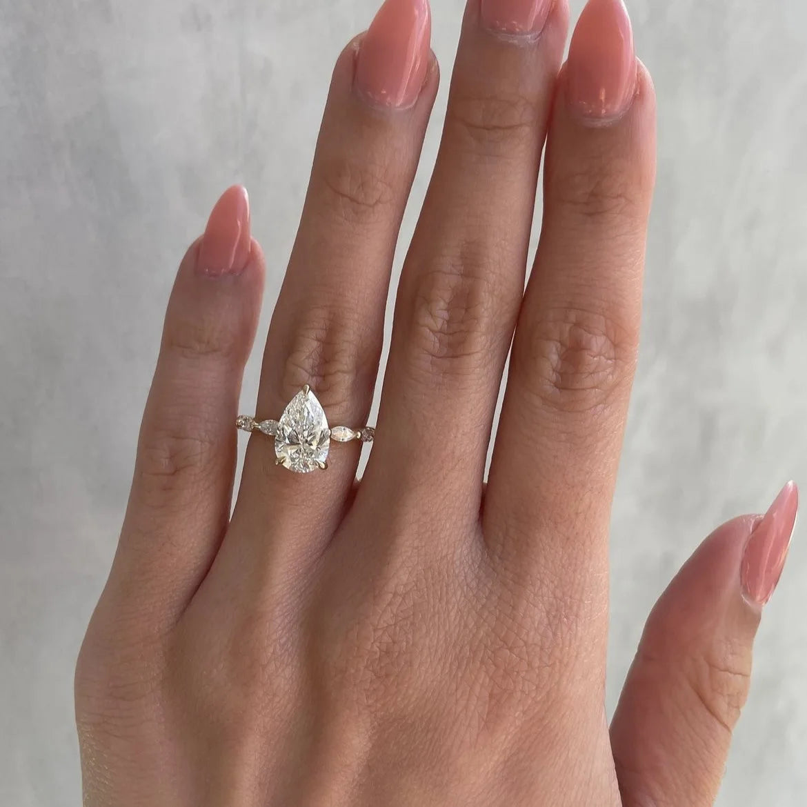 Luxury Zircon Wedding Ring