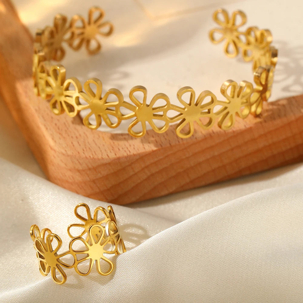 Flower Bracelet & Ring Set