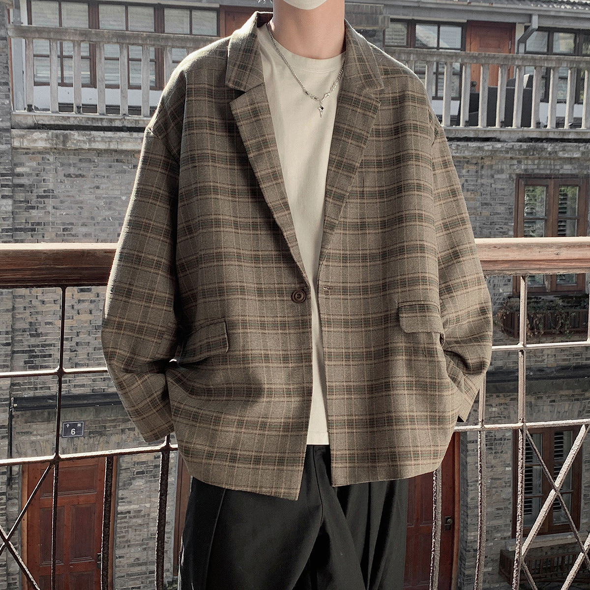Retro casual loose jacket men’s plaid design in breathable acetate fabric